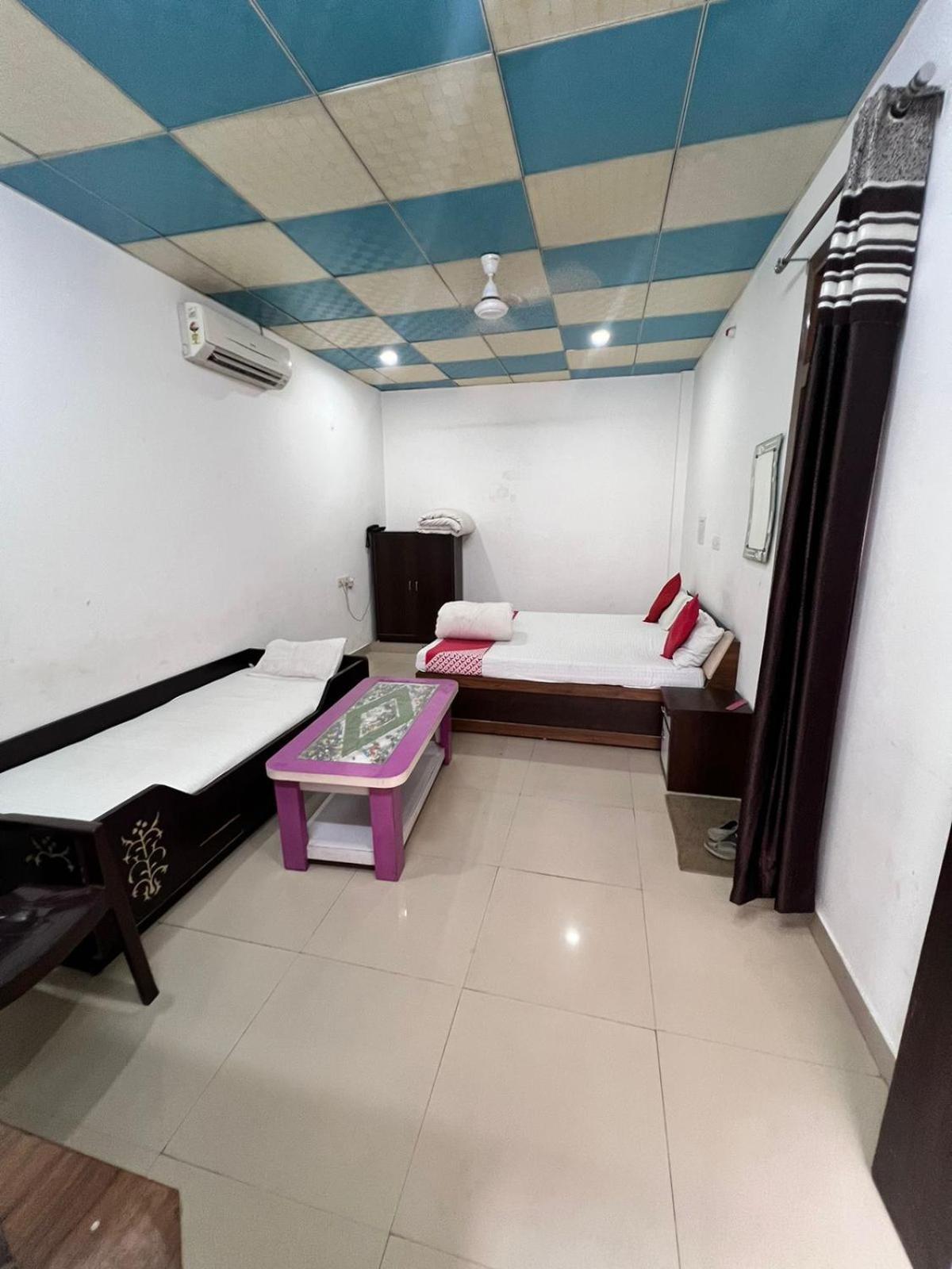 Nandini Complex Hotel Bharatpur Exterior photo