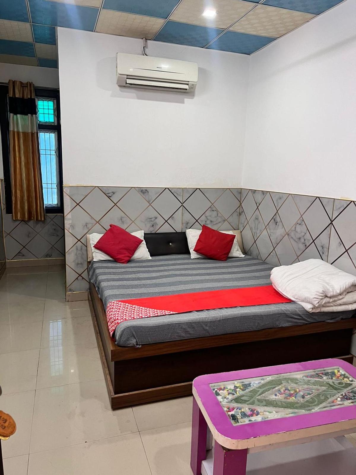 Nandini Complex Hotel Bharatpur Exterior photo